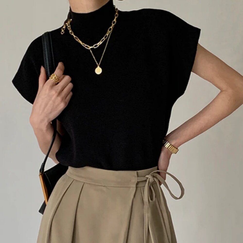 NWT Commense Leisurely Solid Pullover Sweater Vest